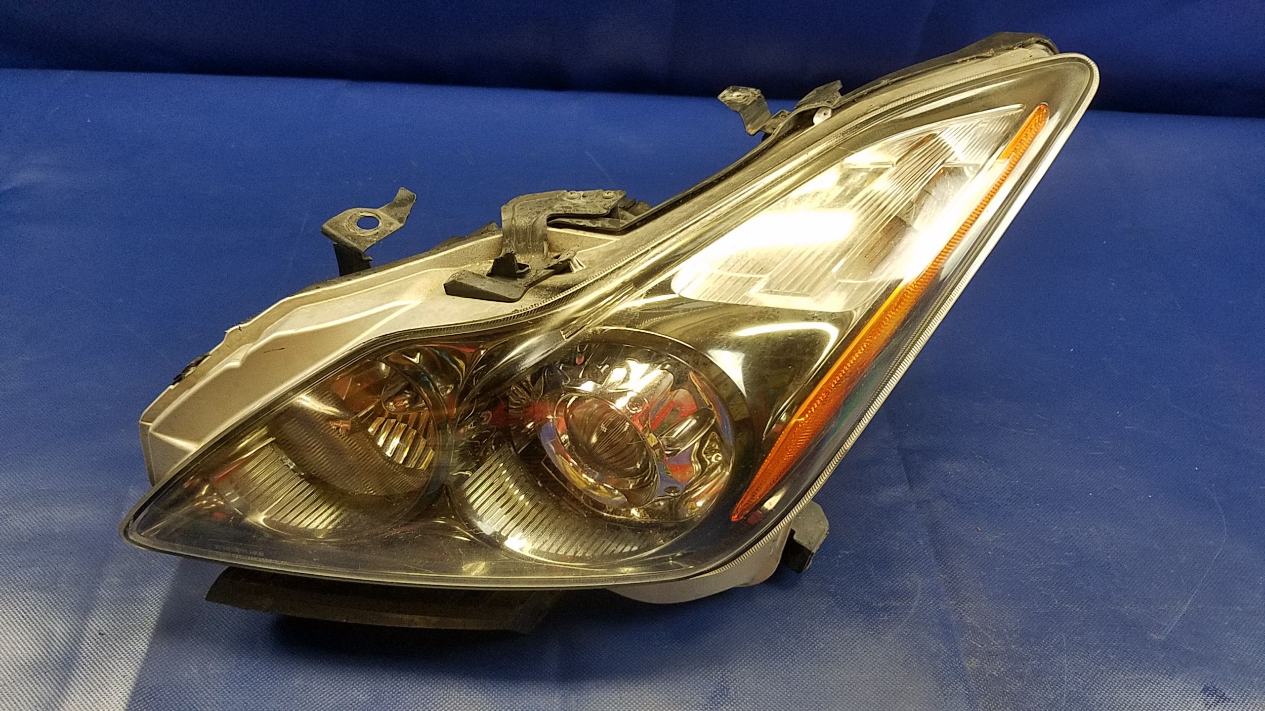 2011-2016 INFINITI G37 COUPE FRONT LEFT DRIVER SIDE HEADLIGHT