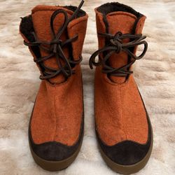 Womens Wool Patagonia Boots Size 7