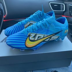Mercurial Vapor Elite Size 8 Brand New *no box, No Bag*