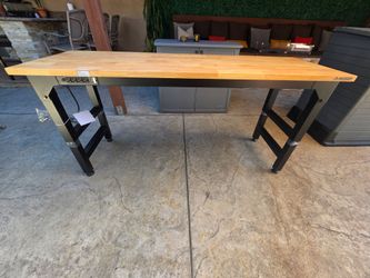 Husky work bench