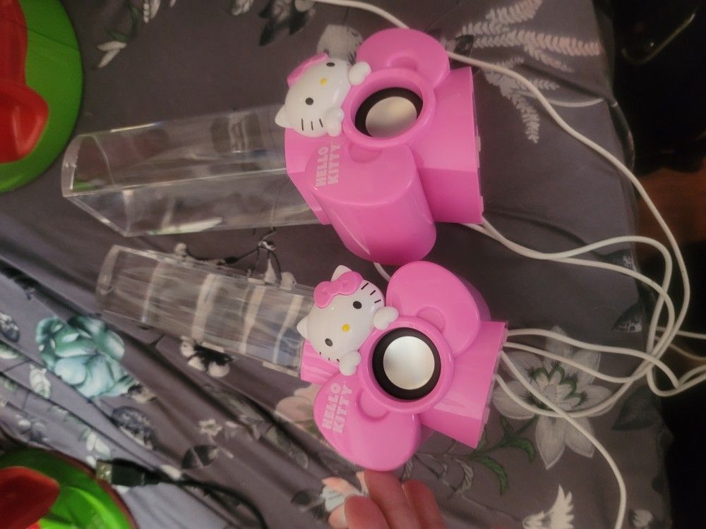 Hello Kitty Water Speakers
