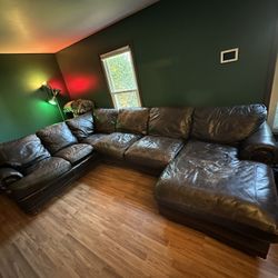 Leather Brown Sectional with Chaise Lounge (Large U-Shaped Sofa Couch Leather Cushions/Rolled Arms & Pleather Back/Sides)