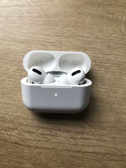 Bluetooth Wireless Earbuds AirPods 