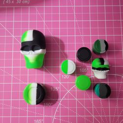 Green/White/Black 2pc + 6 Freebie Wax/Dab/Oil Silicone Storage Containers 