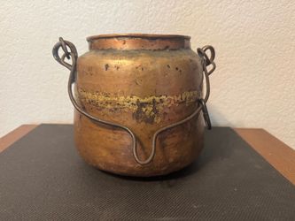 Antique Copper Pot with Iron Bail Handle