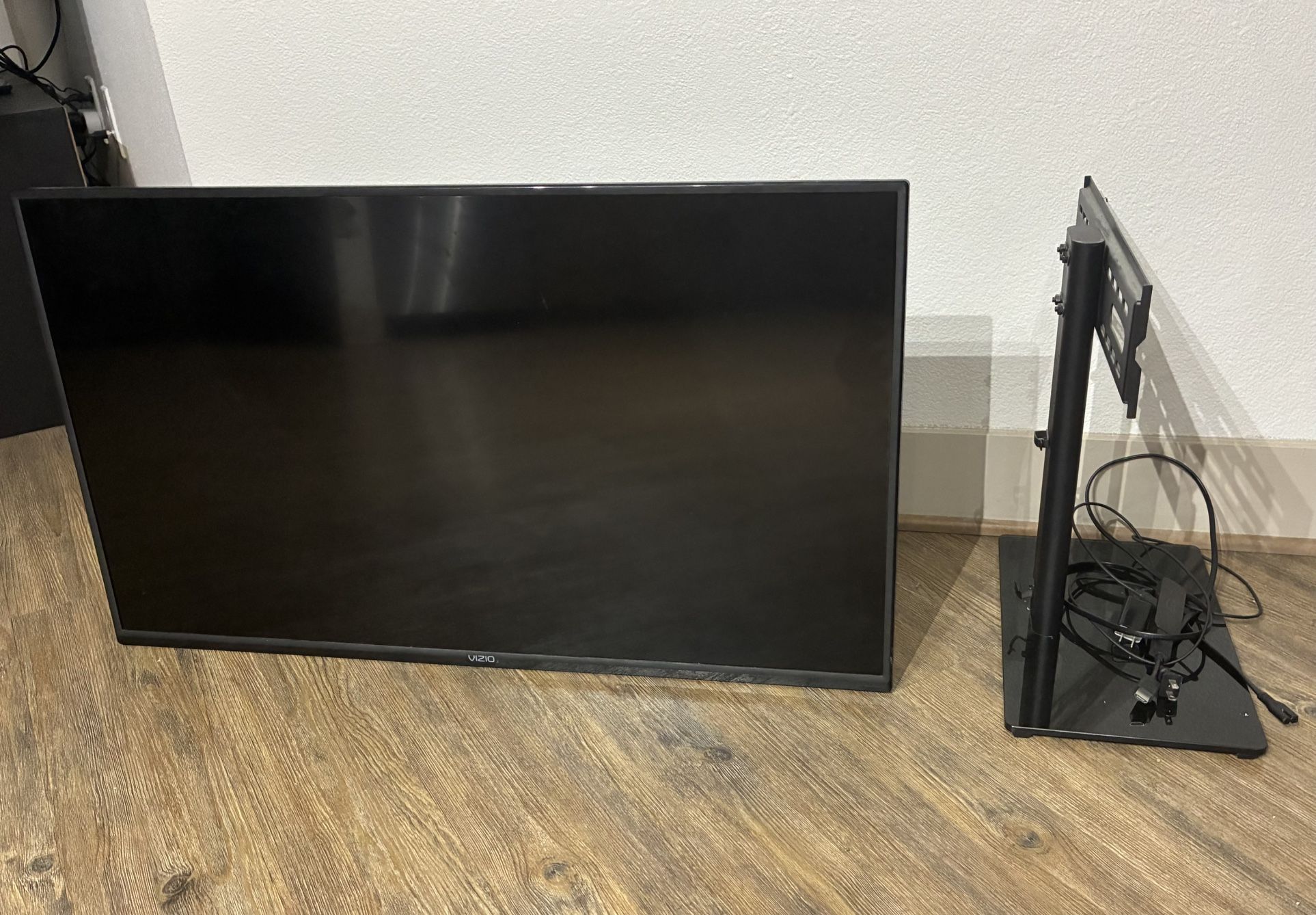 Vizio 43” TV and Stand