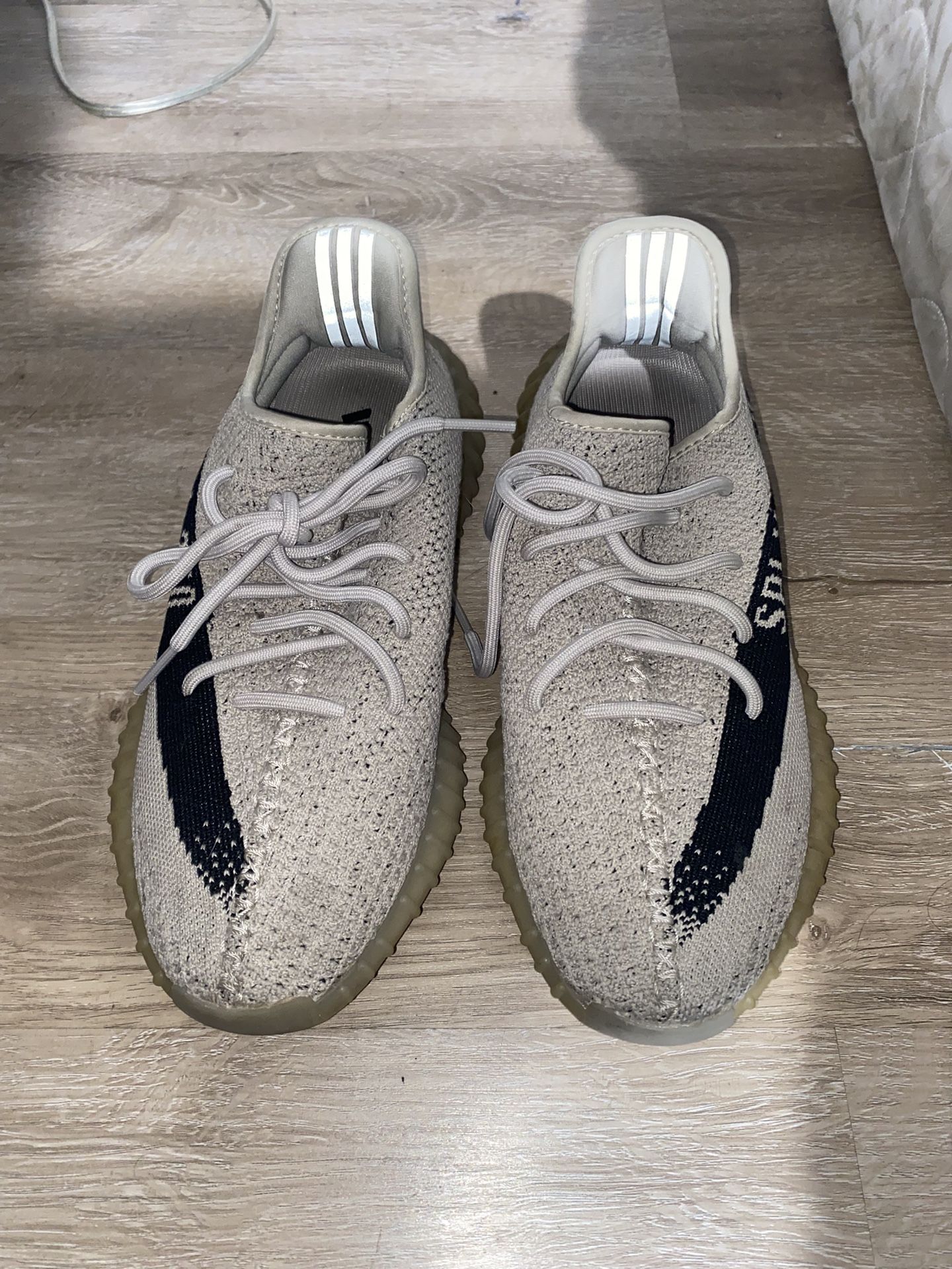 Yeezy shoes size 8