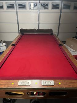 Pool table