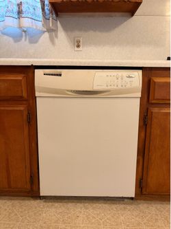 Whirlpool Dishwasher