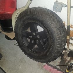 Jeep Wrangler JK Spare Tire Rubicon