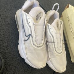 Women’s Shoes