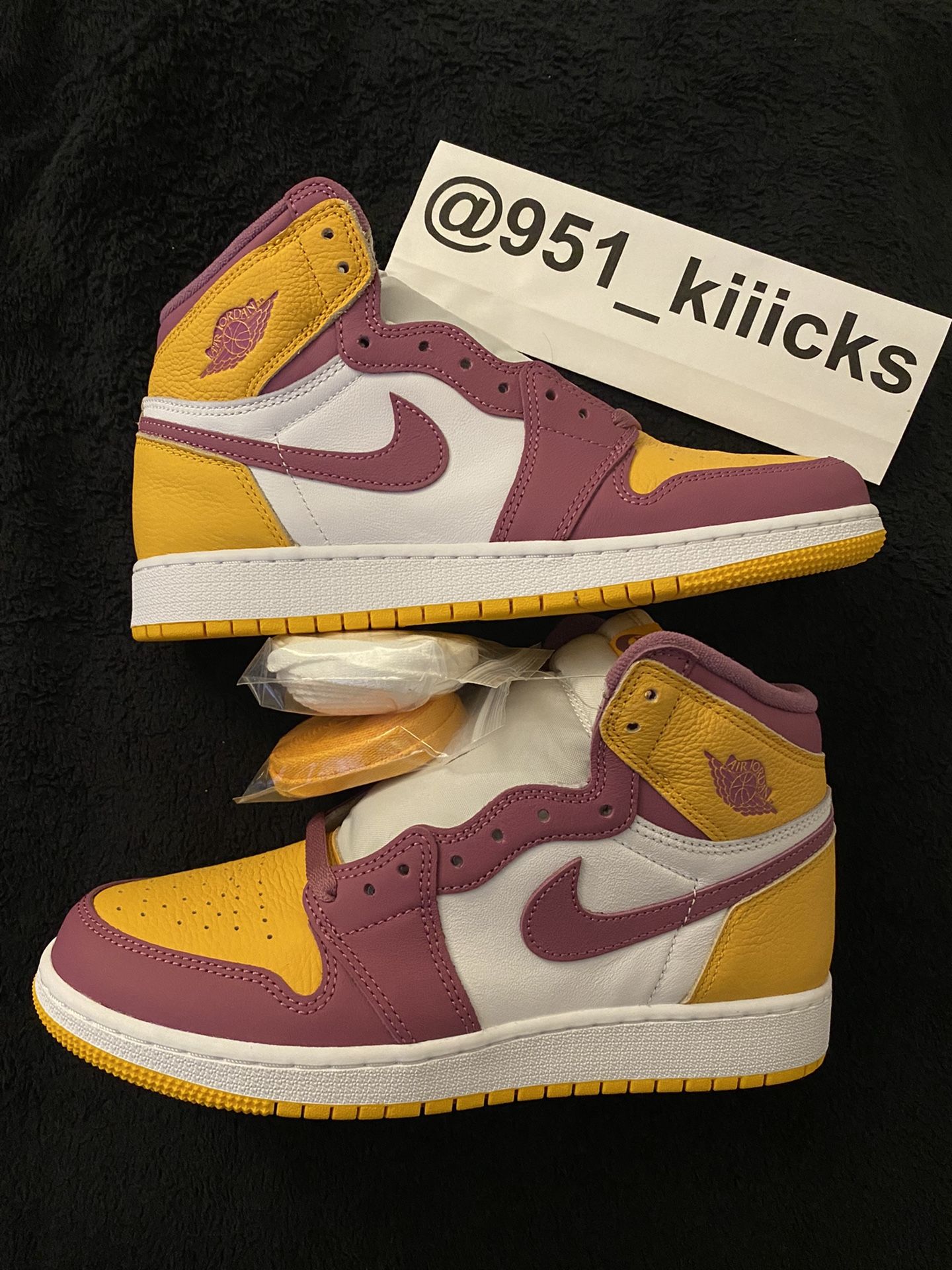 Jordan 1 High. Size: 7Y