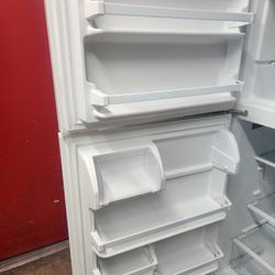 Frigidaire Refrigerator 