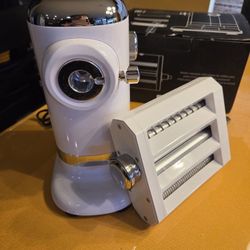 ELECTRIC 3 IN 1 PASTA MAKER MACHINE - LNIB