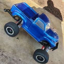 RC Car Traxxas Stampede 4x4 Roller With Upgrades 