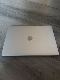 MacBook Pro 13" 2020, i5 / 16GB / 512GB, Great Condition