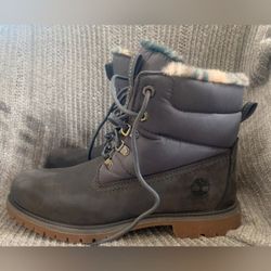 Timberland Gray Fur-Lined Waterproof Puffer 6" Boots Women 9.5