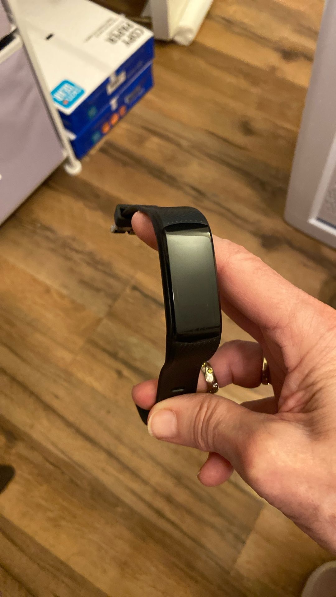 2 Smart Bracelets