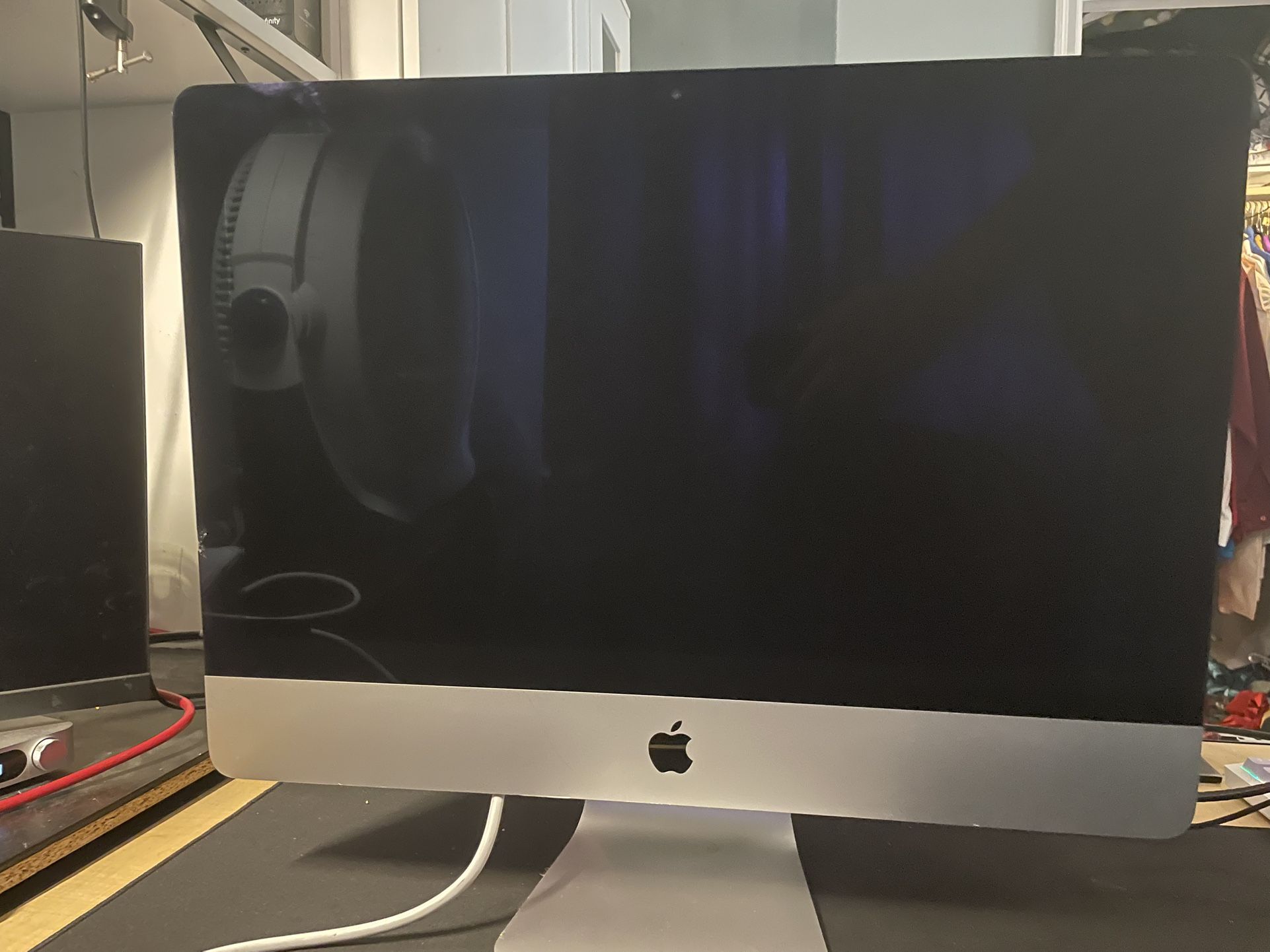 Apple iMac All-in-One Conputer