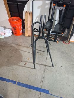 Speed bag mount