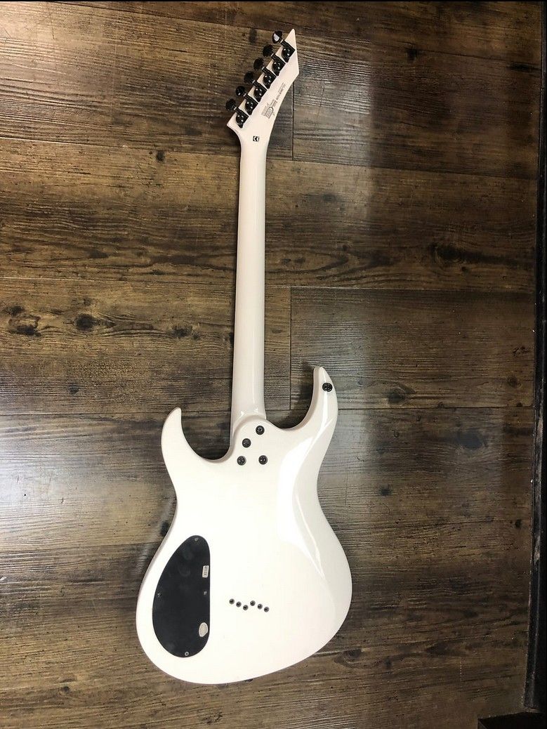 Washburn Renegade HM Series WM 24 