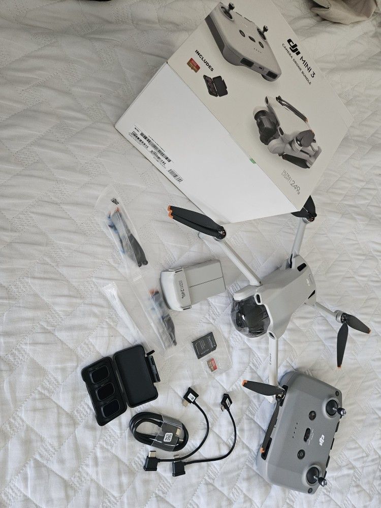 DJI Mini 3 Camera Drone Bundle