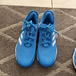 Never Worn adidas Kids Shoe Size 2 