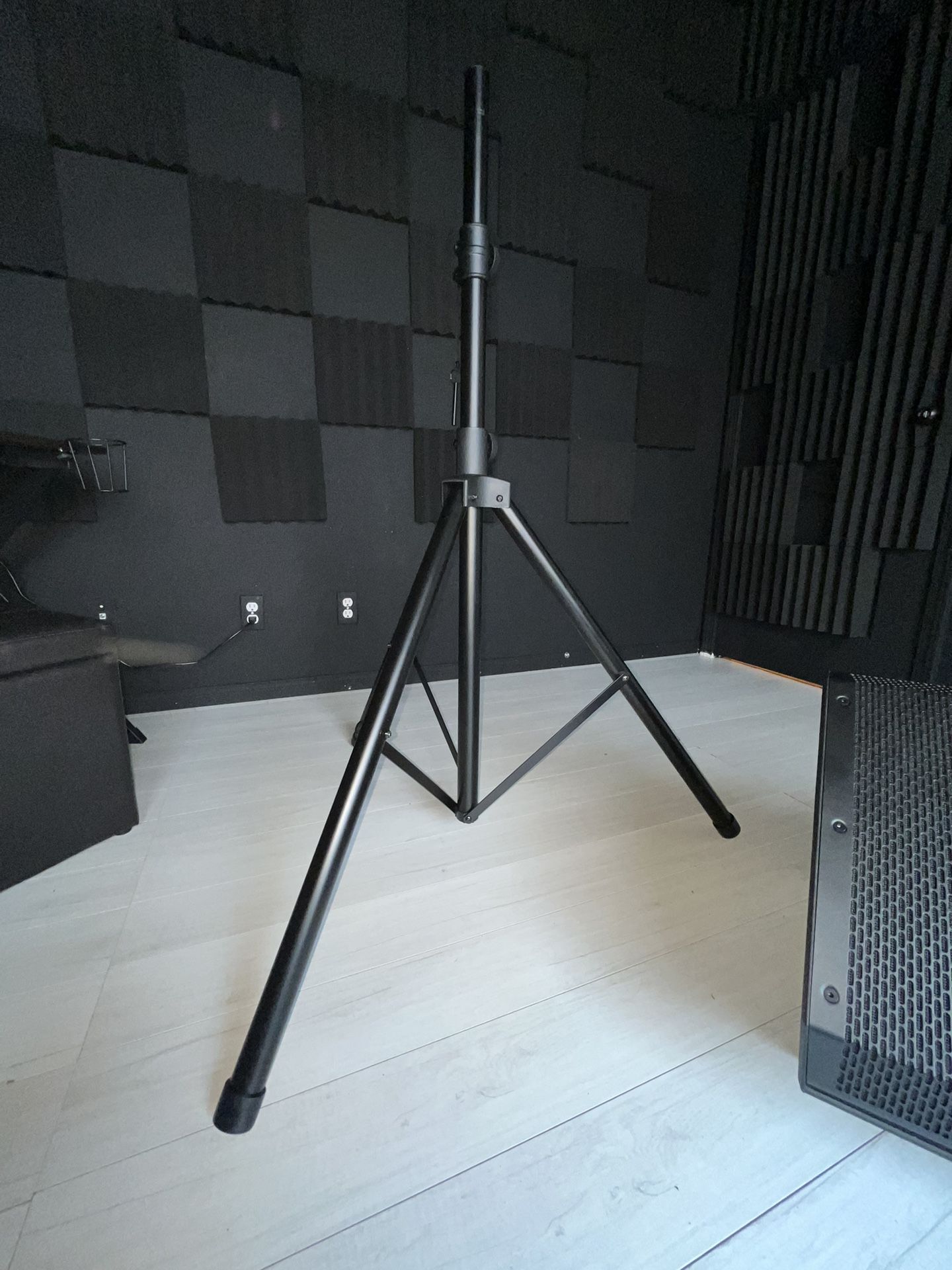 High Quality Speaker And Subwoofer for Sale in Ontario, CA OfferUp