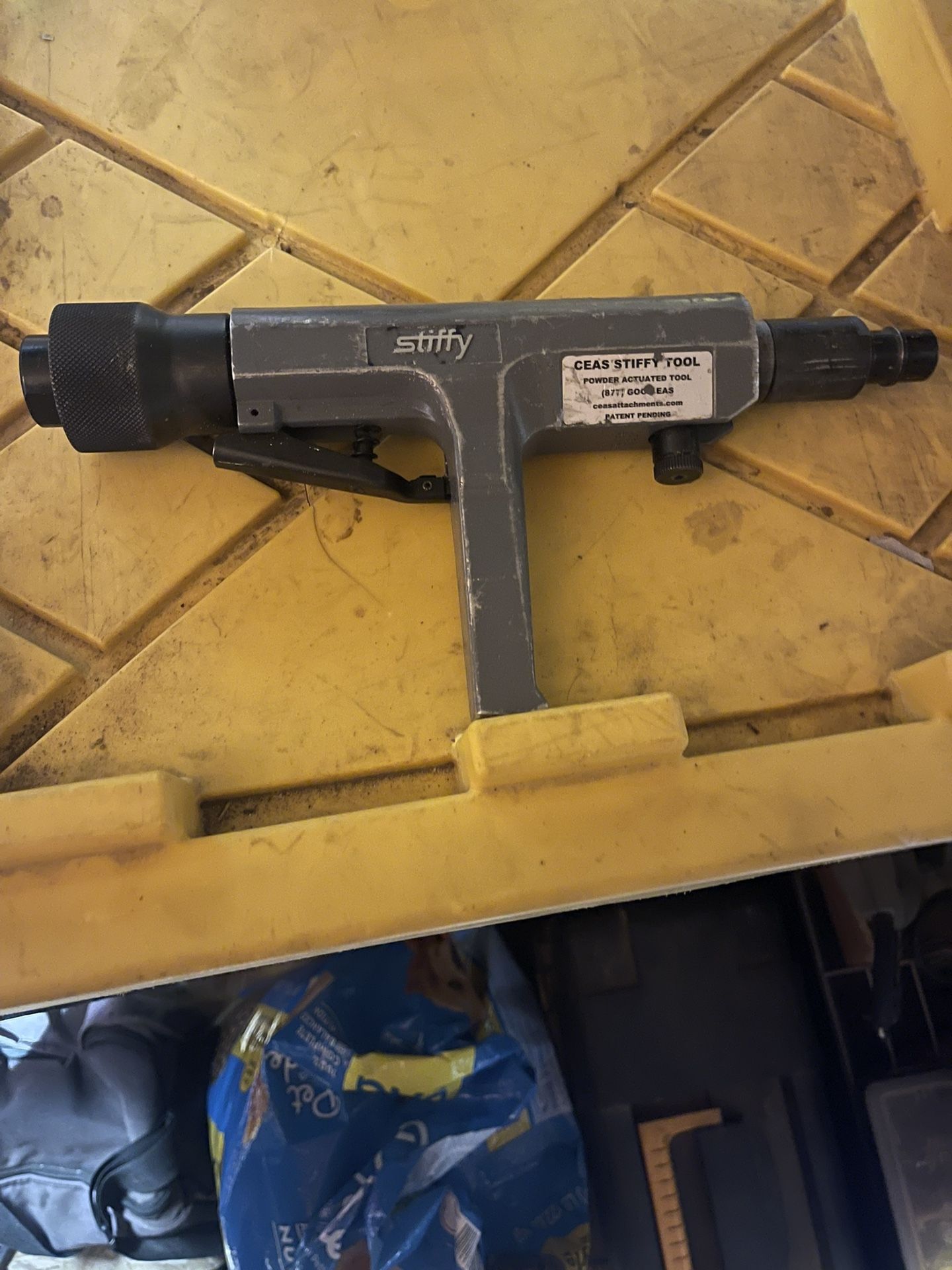 Stiffy Tool Overhead Powder Actuated Tool