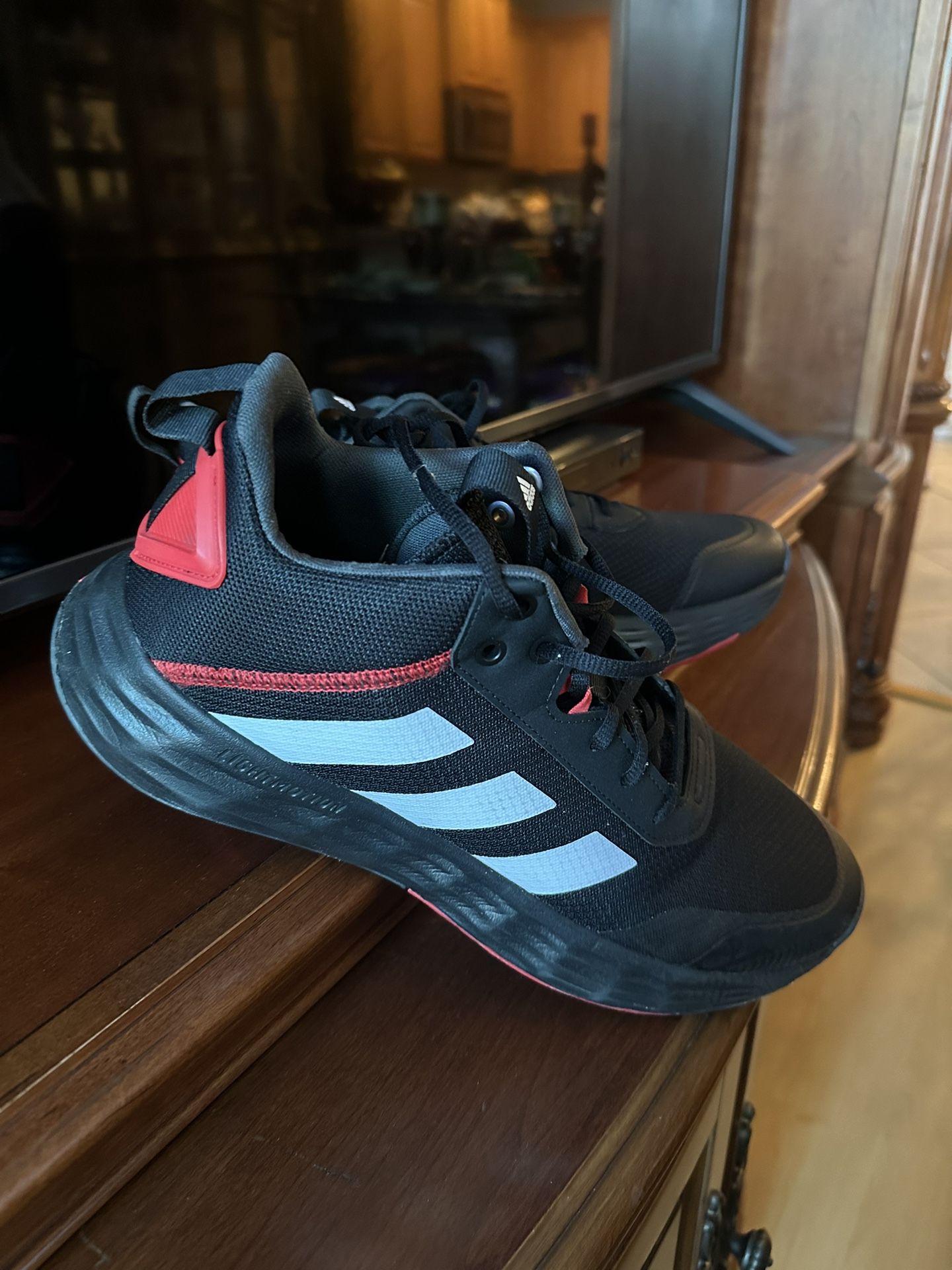 Adidas Almost new Only Used A Couple Times 