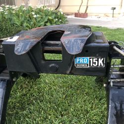 5th wheel hitch