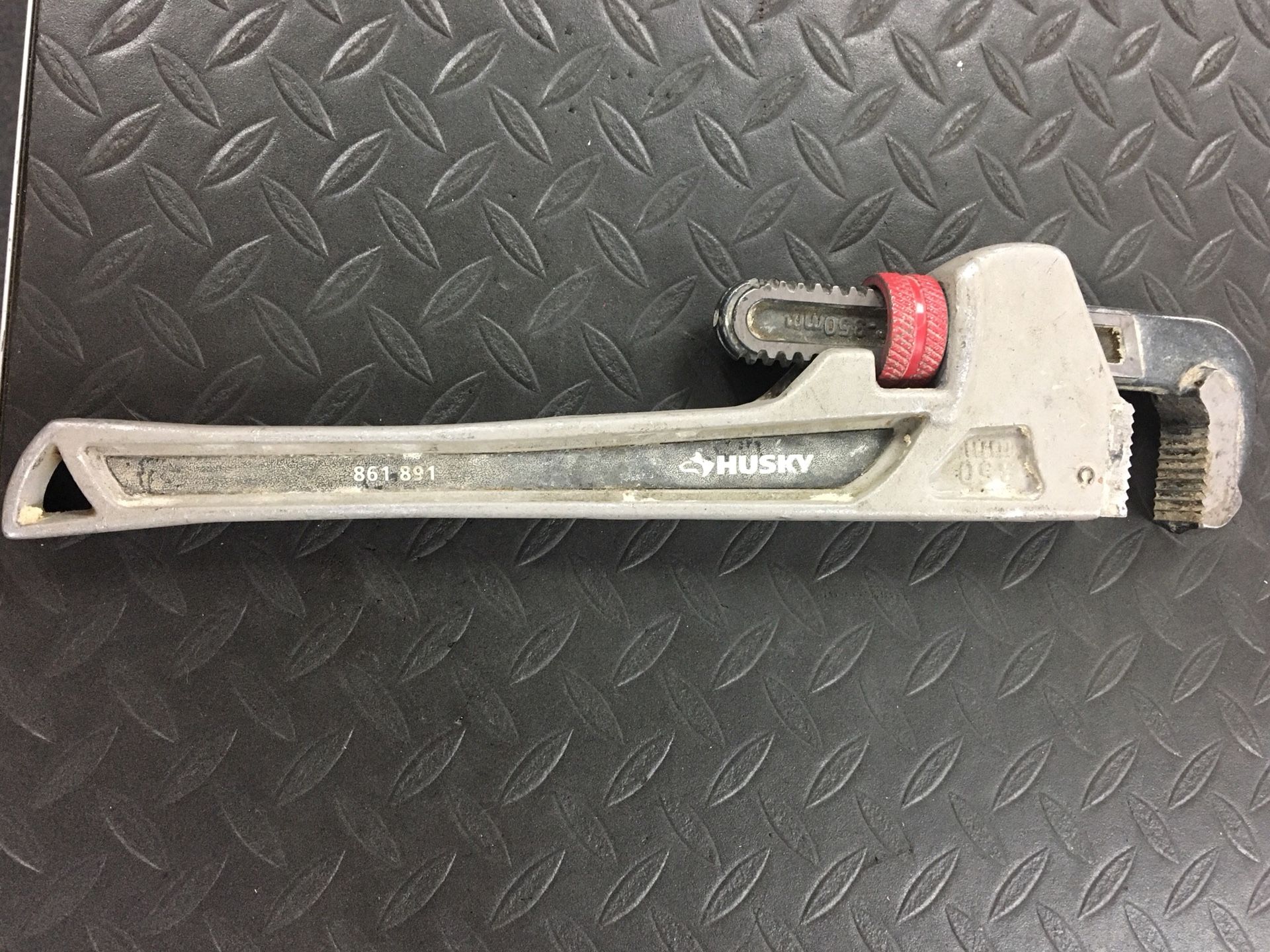 Husky 14 in. Aluminum Pipe Wrench Model# 861 891