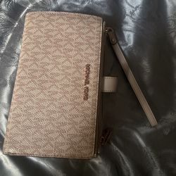Wallet Used Good Condition 