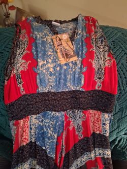 Jrs new dresses with tags still on all size med