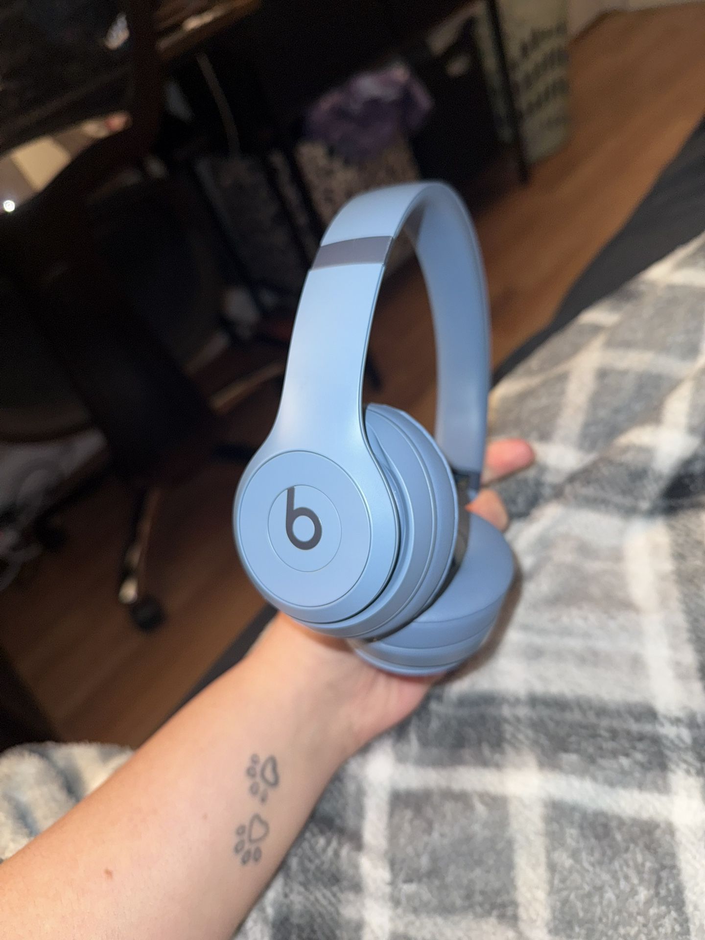 Beats Solo 4
