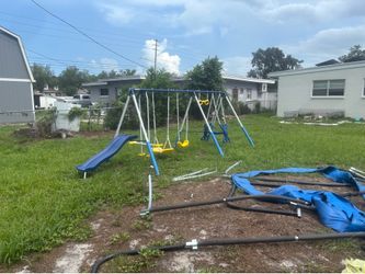 Swing set 7 swings