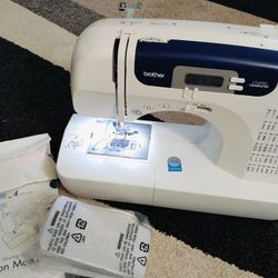 Brother CS6000i - Like New - Computerized Sewing Machine 