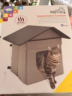 Kitty City Heated cat house