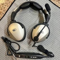 Lightspeed Zulu 3 Bluetooth Aviation Headset