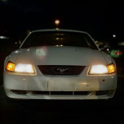 2004 Ford Mustang