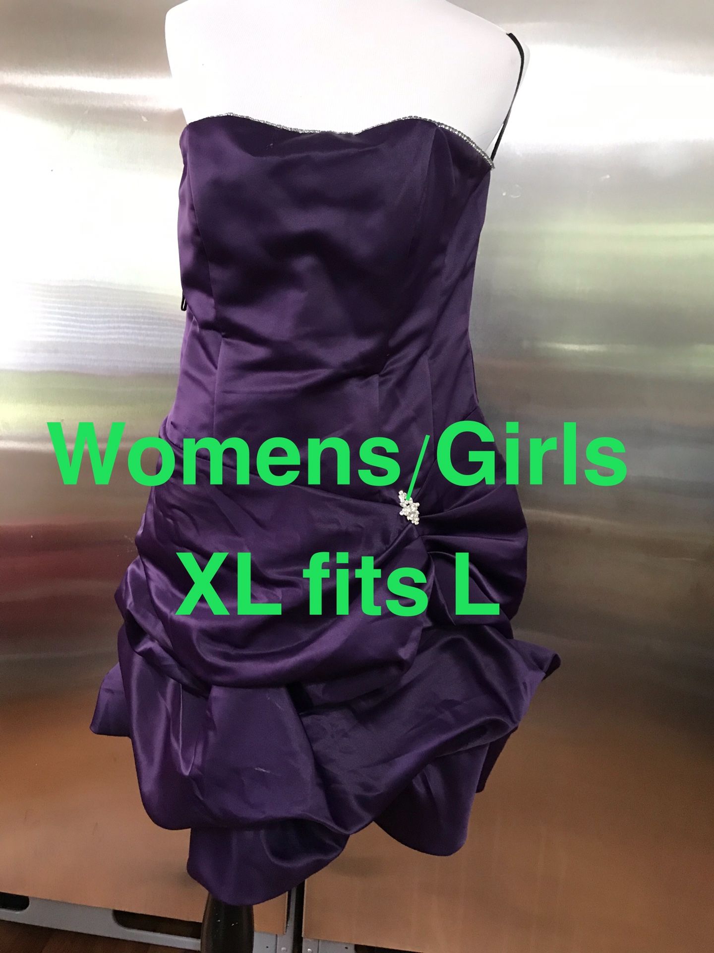 Women's Girls XL L purple dress prom sweet 16 quinceanera