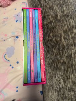Set of books fancy Nancy