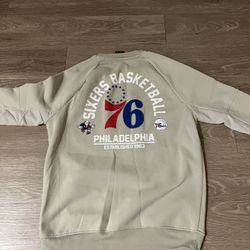 Philadelphia 76ers sweatshirt
