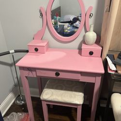 Makeup Table Set 