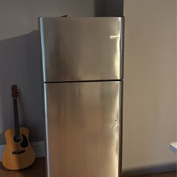 Frigidaire 18 Cubic Foot Stainless Steel Fridge 