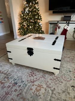 Farmhouse Coffee Table