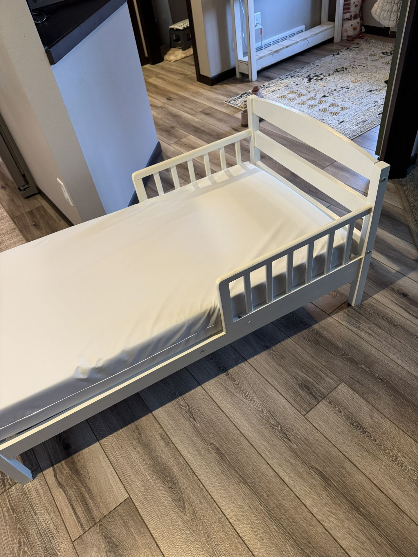 Toddler Bed + Mattress