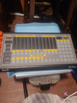 Martin M-Play Lighting Console Controller