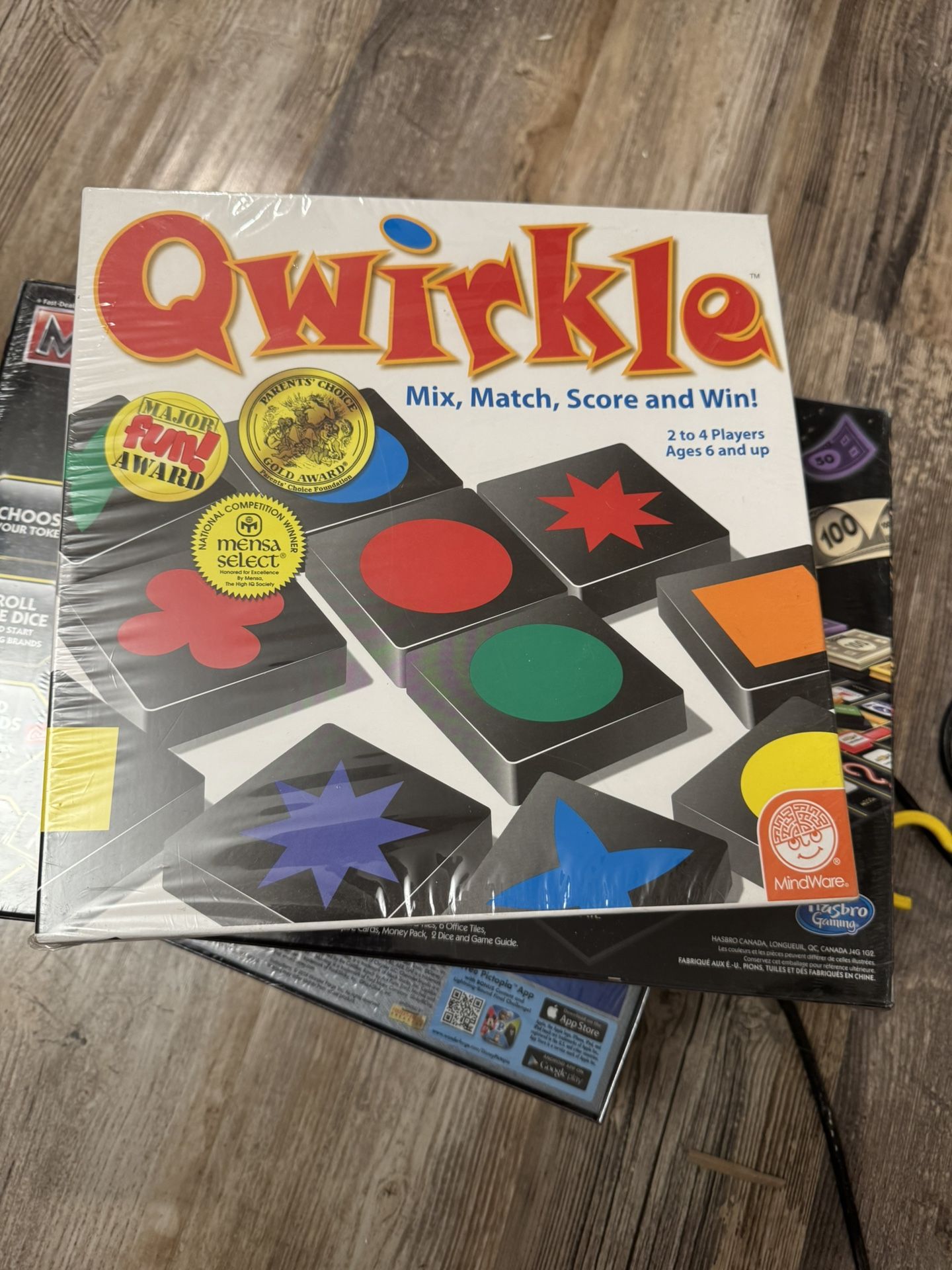 Qwirkle Board game -sealed New