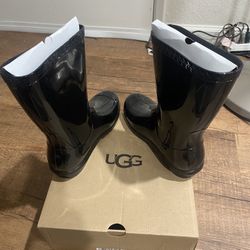 Uggs Brand Rain Boots Size 5 Black Brand New In Box$25